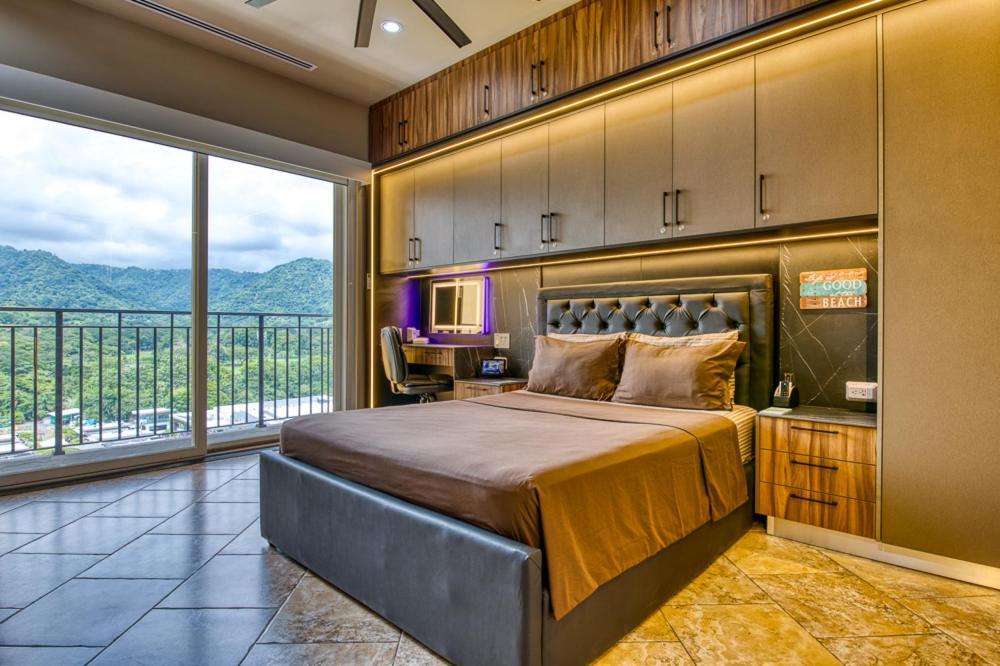 Secretjaco - Luxury Beach Front Penthouse With Pool & Jacuzzi Luaran gambar