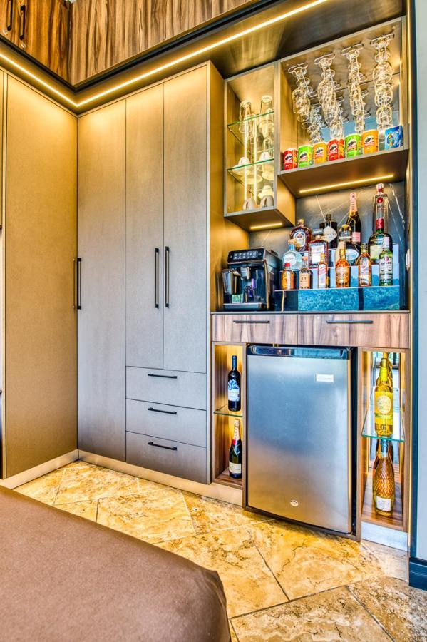 Secretjaco - Luxury Beach Front Penthouse With Pool & Jacuzzi Luaran gambar